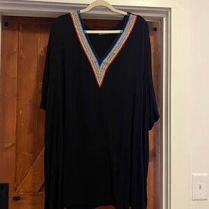 BloomChic Black and Red Tunic Top